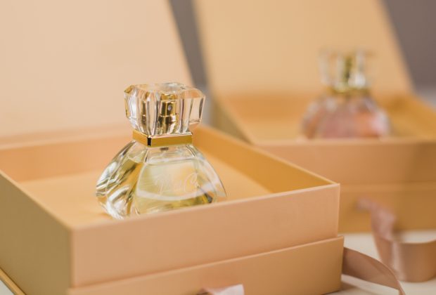 Ladies perfume set singapore: choosing the right fragrance made easy like never before!