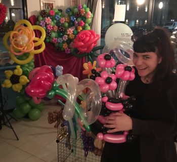 Best Online Balloon Flower Bouquet Delivery In The City