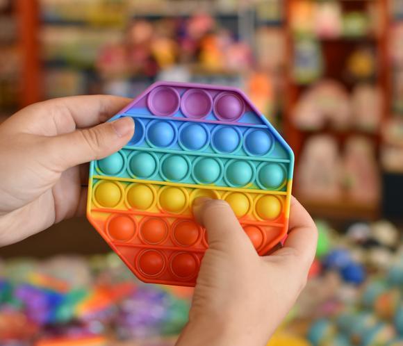 Pop-Its vs. Other Sensory Toys: What Makes Pop-Its Stand Out from the Rest